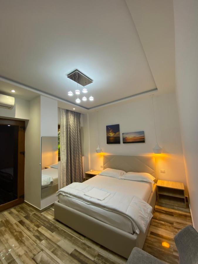 Guest Room Angolo Toscano Vlore Exterior photo