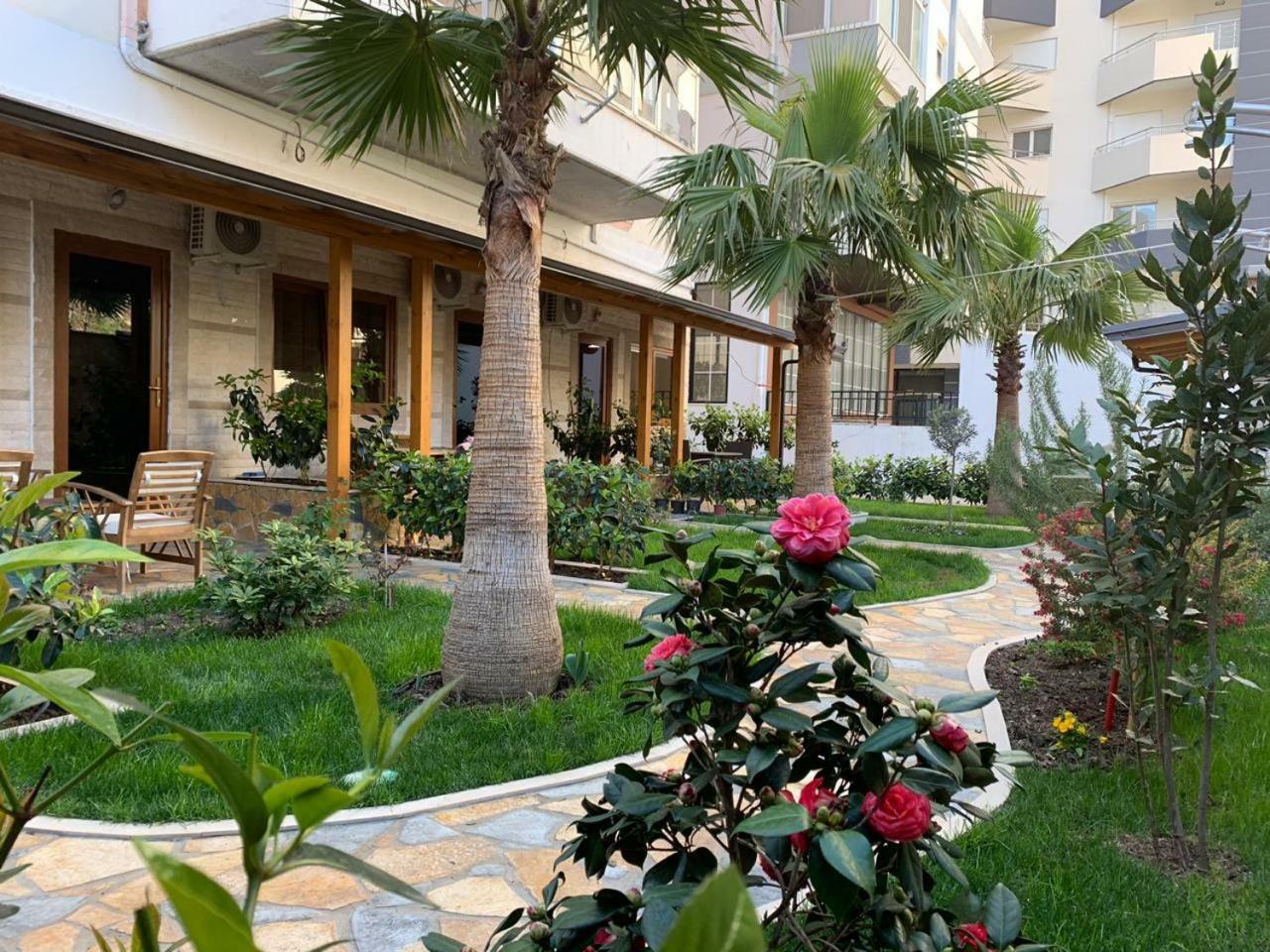 Guest Room Angolo Toscano Vlore Exterior photo